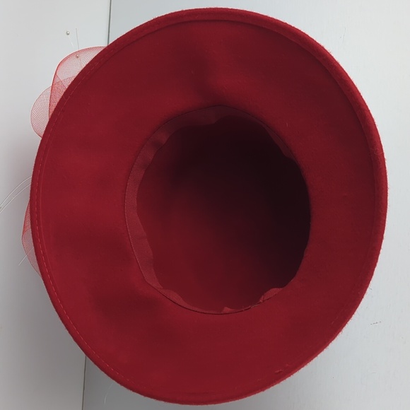 VINTAGE Women\'s Red Wool Satin Kentuky Derby Easter Church Hat